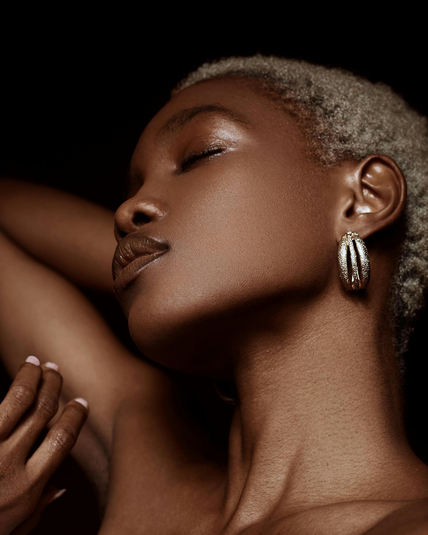 Black Is beauty Golden Aura Body Polish